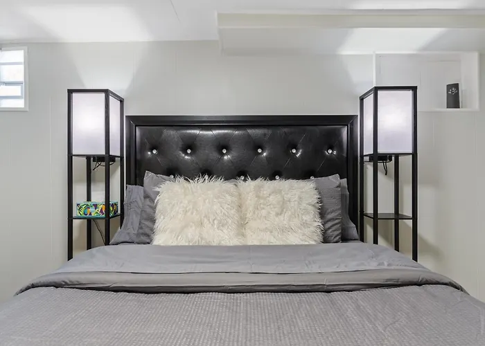 Luxury Chicago Suite